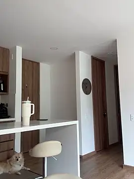 Snapshot of Helenbronwx chatting on December 20, 2024, 5:51 pm Helenbronwx online show from December 20, 2024, 5:51 pm