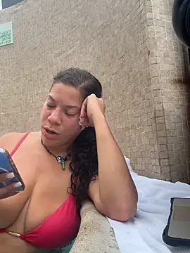 Snapshot of Bigbuttbrooklynn chatting on October 7, 2025, 12:33 am Bigbuttbrooklynn online show from October 7, 2025, 12:33 am