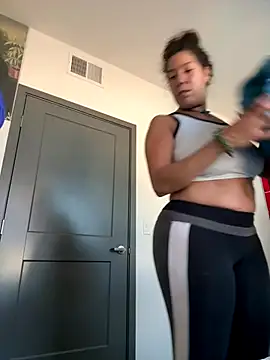 Snapshot of Bigbuttbrooklynn chatting on October 20, 2025, 9:26 pm Bigbuttbrooklynn online show from October 20, 2025, 9:26 pm