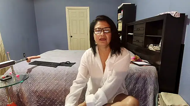 Snapshot of NinasRu chatting on November 9, 2025, 9:30 pm NinasRu online show from November 9, 2025, 9:30 pm