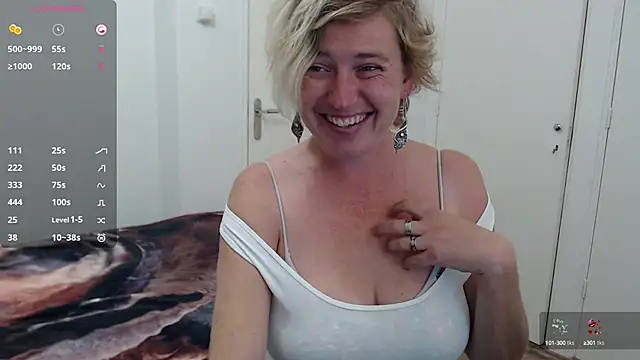 cumfun online show from September 28, 2025, 1:29 pm