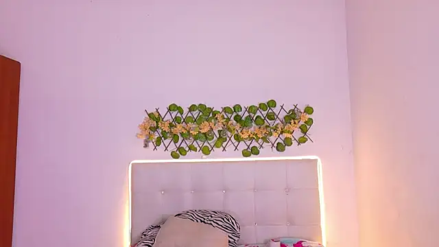 Snapshot of choco_dessert_ chatting on October 3, 2025, 4:25 am choco dessert online show from October 3, 2025, 4:25 am