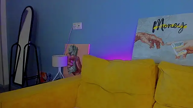 Snapshot of Patricia_Cox chatting on September 17, 2025, 8:44 pm Patricia Cox online show from September 17, 2025, 8:44 pm