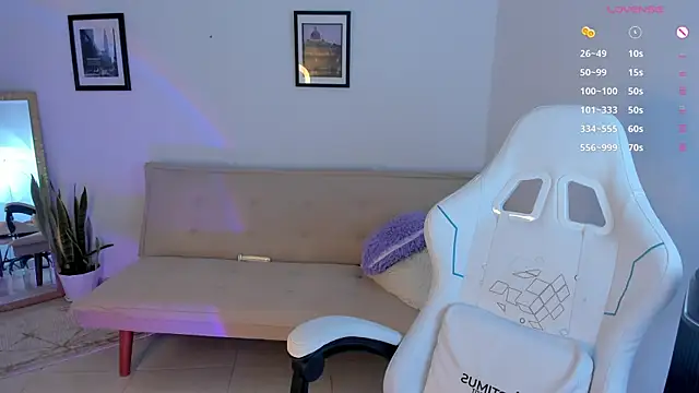 sweet pink  online show from October 7, 2025, 12:39 pm