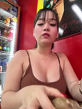 Danielavegax online show from January 25, 2025, 9:35 pm