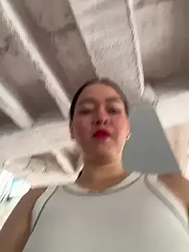Danielavegax online show from December 10, 2024, 2:06 pm