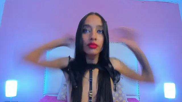 Snapshot of charlotte_kisss chatting on January 14, 2025, 9:09 pm charlotte kisss online show from January 14, 2025, 9:09 pm