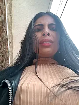 Astrid-- online show from December 20, 2024, 8:01 pm
