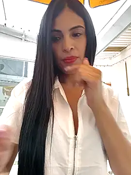 Astrid-- online show from December 18, 2024, 7:41 pm
