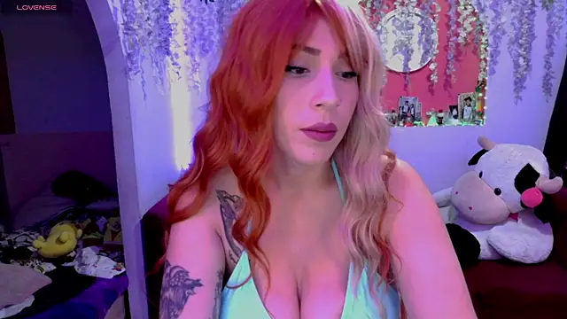 ValentinaMiller  online show from March 31, 2026, 8:33 pm