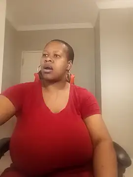 bustylisa1983 online show from September 26, 2025, 2:35 pm