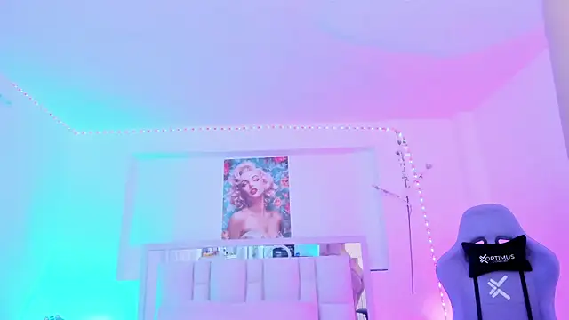 Snapshot of Samanta_roberts1 chatting on October 8, 2025, 11:56 am Samanta roberts1 online show from October 8, 2025, 11:56 am