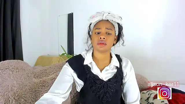 alison-ker3 online show from February 14, 2025, 4:04 am