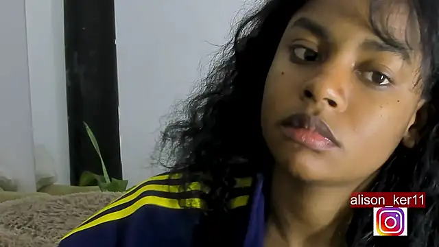 alison-ker3 online show from February 7, 2025, 1:01 pm