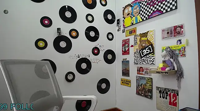 Snapshot of 9_Fernanda_9 chatting on February 18, 2025, 5:42 pm 9 Fernanda 9 online show from February 18, 2025, 5:42 pm