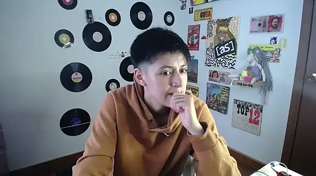 Snapshot of 9_Fernanda_9 chatting on March 3, 2025, 9:05 pm 9 Fernanda 9 online show from March 3, 2025, 9:05 pm