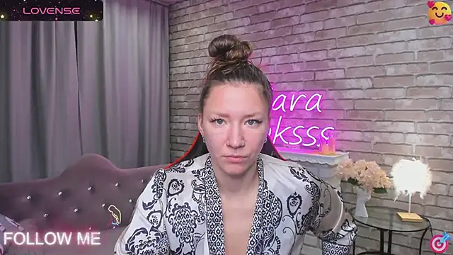 Snapshot of SarahCoksss chatting on January 18, 2025, 1:19 am SarahCoksss online show from January 18, 2025, 1:19 am