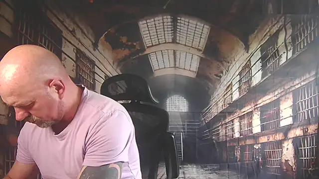 ManlyPrisonGuy online show from June 1, 2026, 9:20 am
