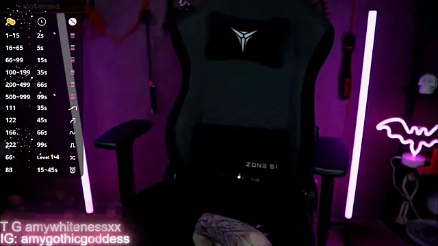 amywhitenessxx online show from March 30, 2026, 1:01 pm