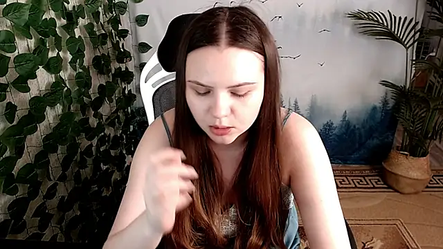 IxxiLiana online show from March 22, 2025, 8:08 am
