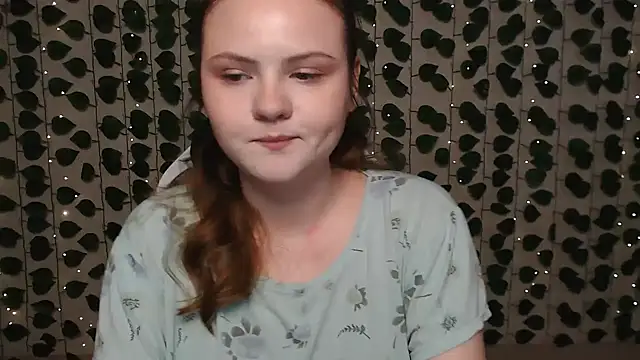 IxxiLiana online show from January 28, 2025, 4:08 am