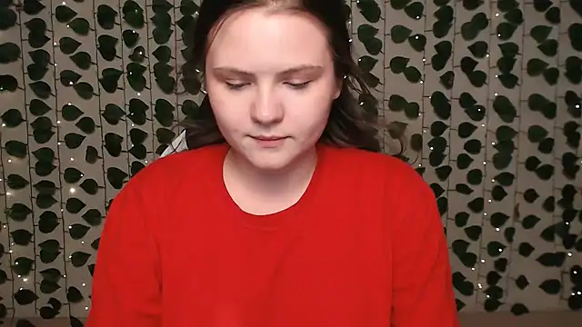 IxxiLiana online show from February 13, 2025, 10:23 am