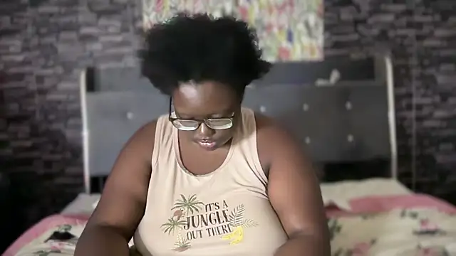 Snapshot of Yagurl__west chatting on October 2, 2025, 7:23 am Yagurl west online show from October 2, 2025, 7:23 am