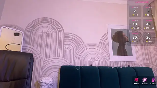 viviann evans online show from December 1, 2025, 1:50 am