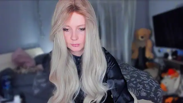 KlementinaBbG online show from February 7, 2026, 9:23 pm