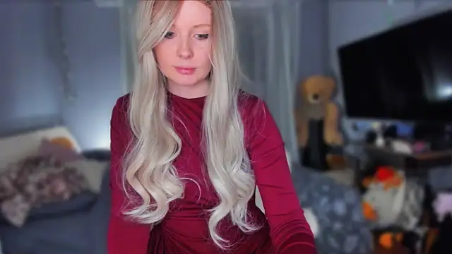 KlementinaBbG online show from February 13, 2026, 9:04 pm