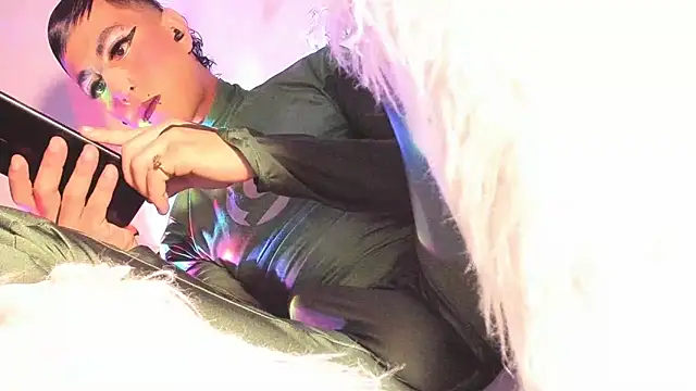 BABY-puppy18XX online show from September 29, 2025, 10:04 pm