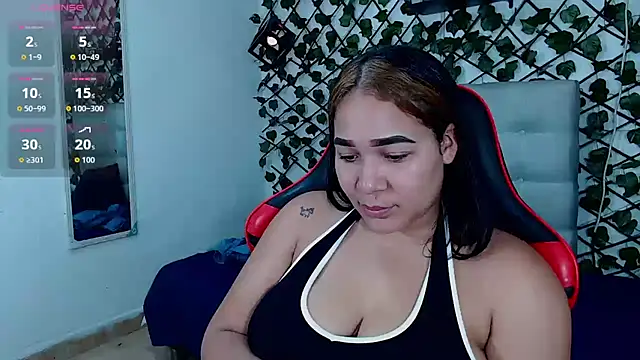Snapshot of megan_kis9 chatting on September 18, 2025, 4:43 pm megan kis9 online show from September 18, 2025, 4:43 pm