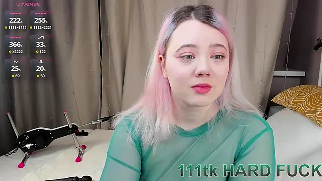 Snapshot of __KawaiiYuki__ chatting on December 30, 2024, 1:15 am KawaiiYuki online show from December 30, 2024, 1:15 am