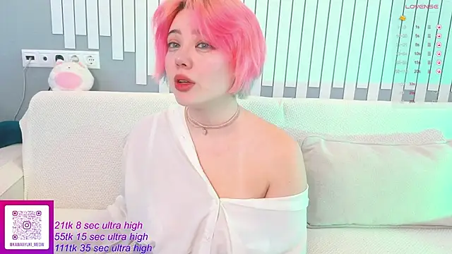 Snapshot of __KawaiiYuki__ chatting on October 5, 2025, 5:09 am KawaiiYuki online show from October 5, 2025, 5:09 am