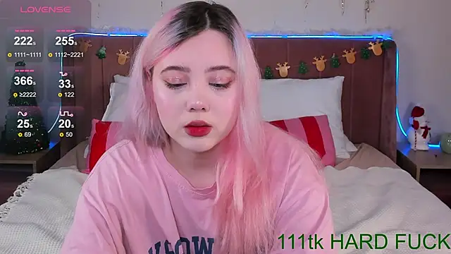 Snapshot of __KawaiiYuki__ chatting on January 4, 2025, 9:21 am KawaiiYuki online show from January 4, 2025, 9:21 am