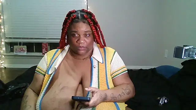 NaughtyHottieBBW online show from December 16, 2025, 2:16 am