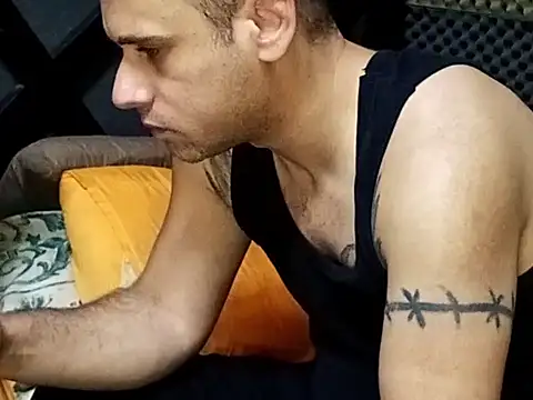 Snapshot of Arabeyes chatting on September 17, 2025, 11:40 pm Arabeyes online show from September 17, 2025, 11:40 pm