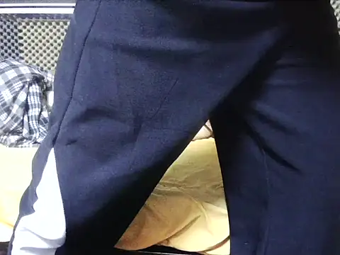 Arabeyes online show from November 11, 2025, 8:25 pm