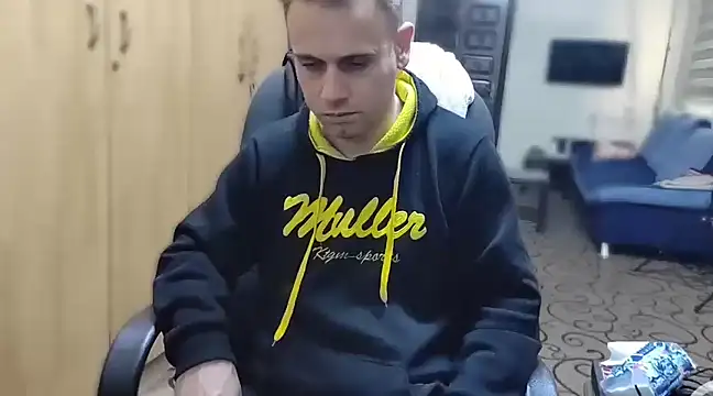 Snapshot of Arabeyes chatting on December 7, 2024, 12:40 pm Arabeyes online show from December 7, 2024, 12:40 pm