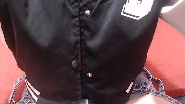 nadescomthxx online show from October 19, 2025, 2:53 pm