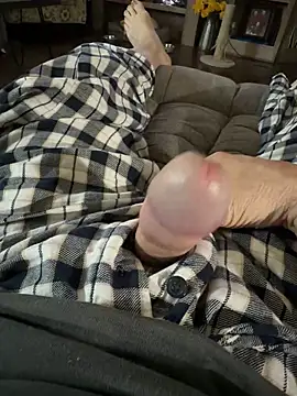 bertram59 online show from March 12, 2026, 1:04 pm