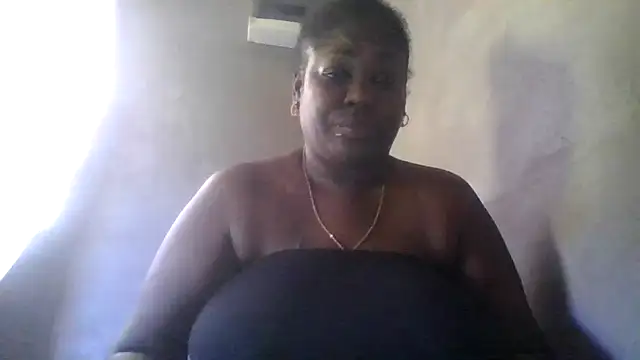 Snapshot of XgeileKutje chatting on October 26, 2025, 11:32 am XgeileKutje online show from October 26, 2025, 11:32 am