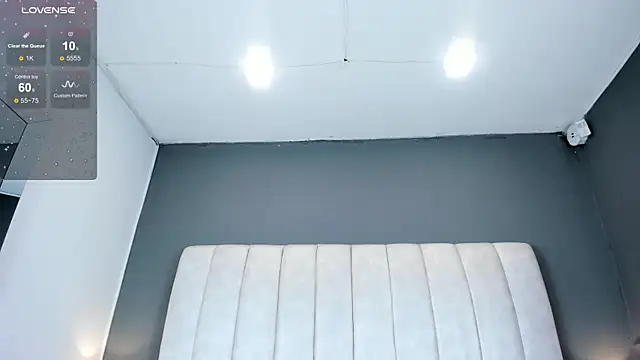 Ashleyy23x online show from February 20, 2025, 7:52 pm