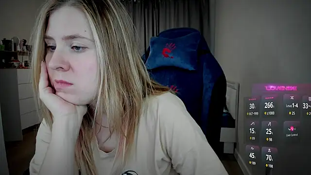 Olivia Munk online show from September 25, 2025, 7:36 am