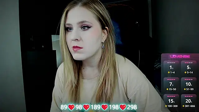 Olivia Munk online show from September 26, 2025, 4:30 am