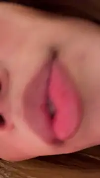 Snapshot of MichelleFerry_ chatting on October 26, 2025, 11:27 pm MichelleFerry online show from October 26, 2025, 11:27 pm