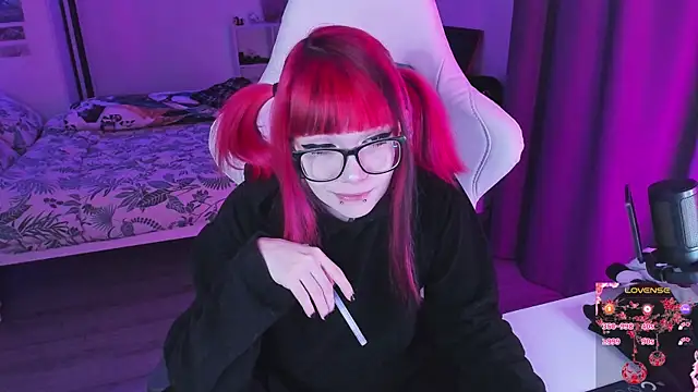 Yumi Youkai online show from October 16, 2025, 9:45 pm