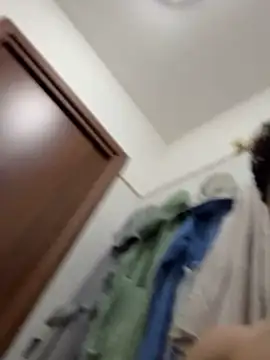 giovanni5281 online show from February 1, 2026, 5:44 pm