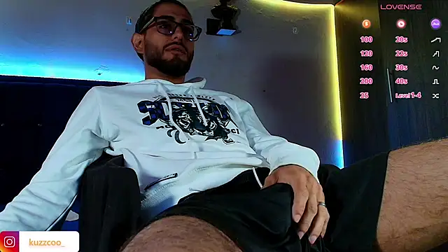 kuzzcoo online show from March 6, 2026, 12:22 pm