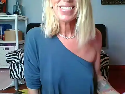 Weloveblue online show from September 22, 2025, 9:48 am